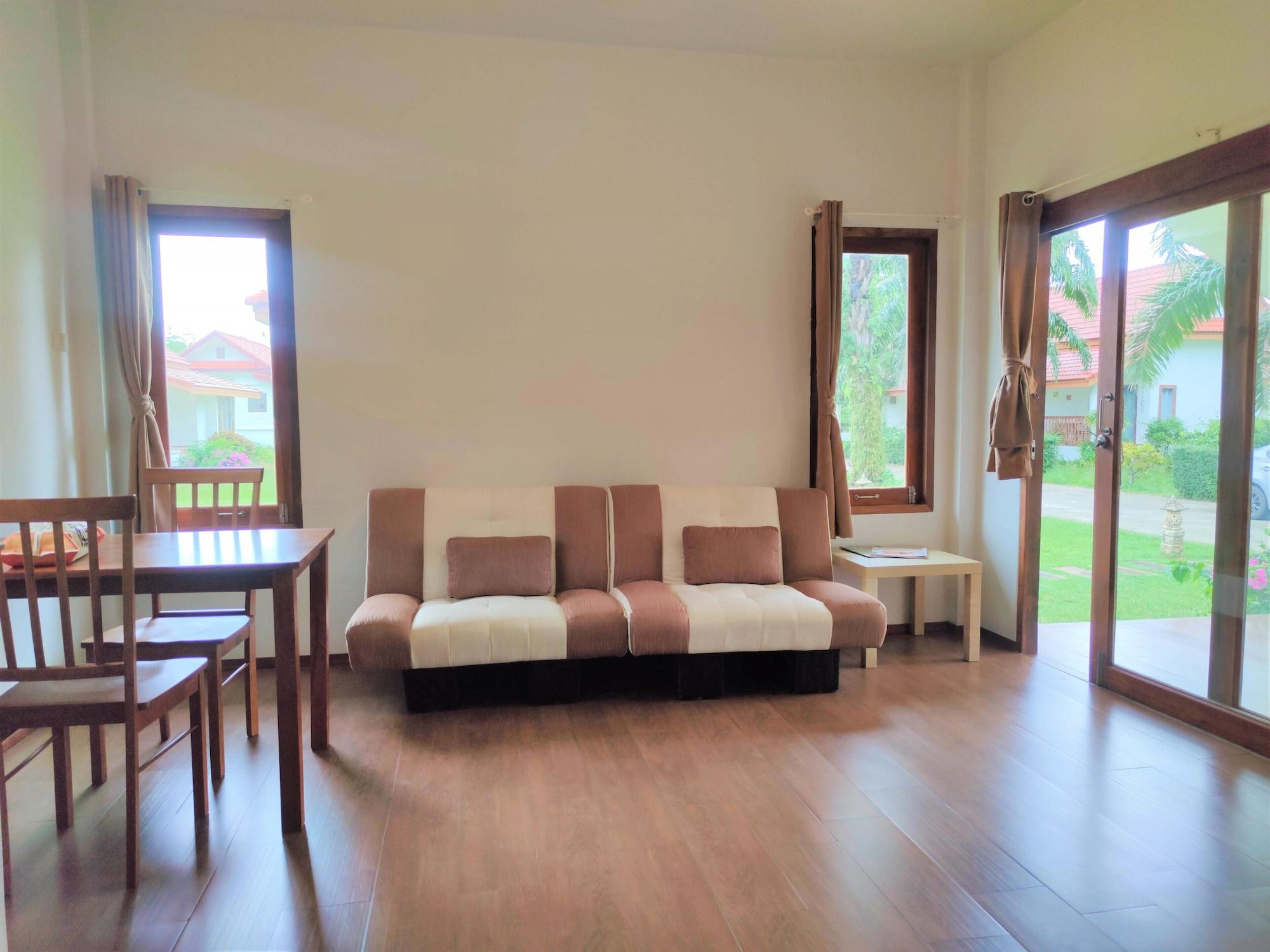 Armonia Village Resort And Spa Chumpon Extérieur photo
