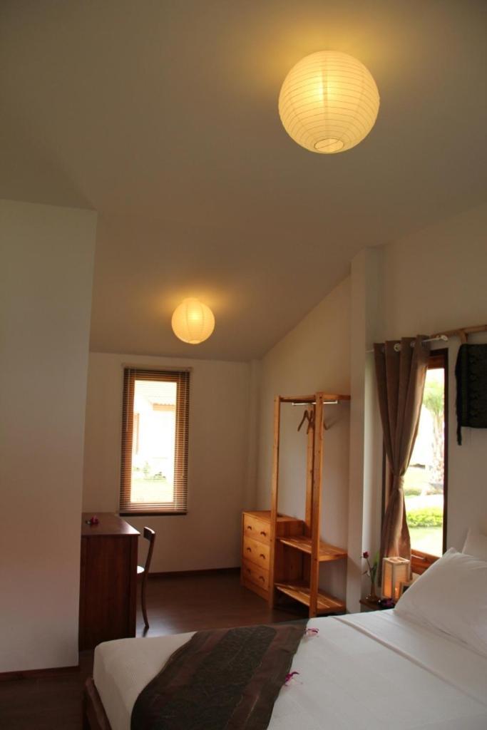 Armonia Village Resort And Spa Chumpon Extérieur photo